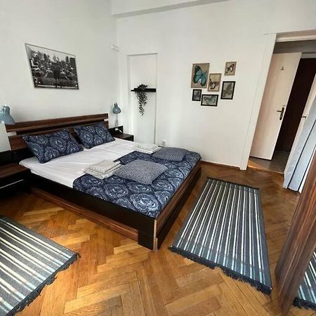 Apartament Ultracentral Universitate Bucharest Exterior photo